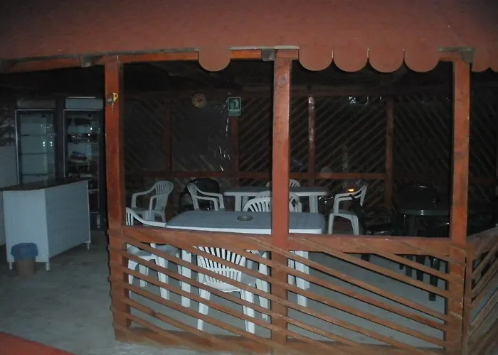 Πανσιόν Dora 2*