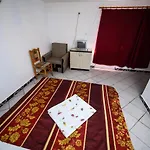 Dora Guest house 2*