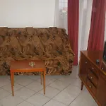 Dora