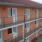 Dora Guest house 2*