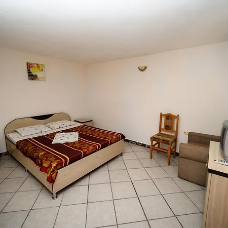 Dora 2* Costinești