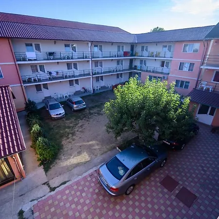 Dora Guest house